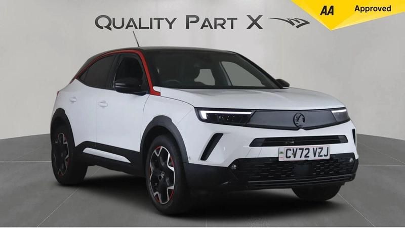 Used Vauxhall Mokka GS Line 130 HP (95 kW) 2022 White SUV