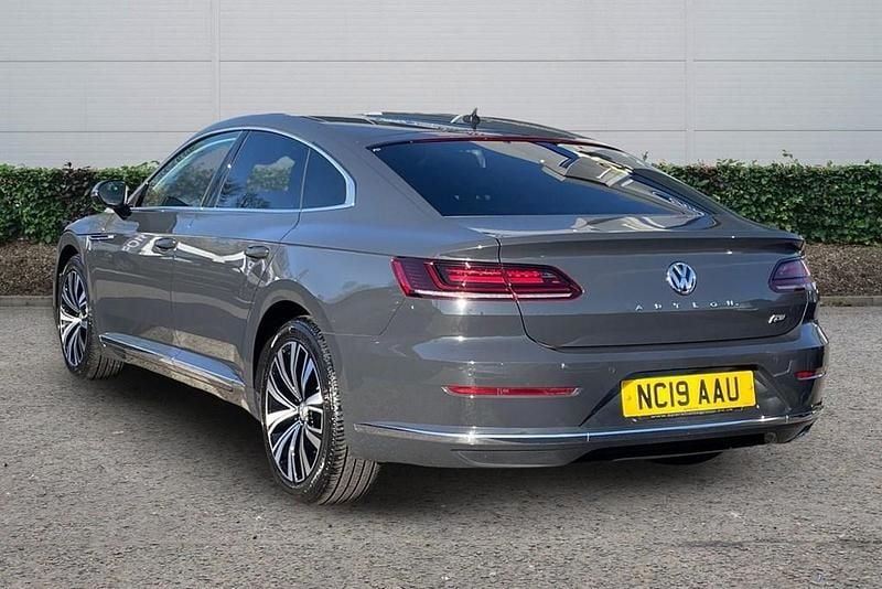 Begagnad VW Arteon Elegance 150 HK (110 kW) 2018 Halvkombi