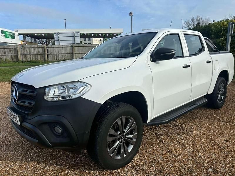 Used Mercedes X250 2019 White Pickup