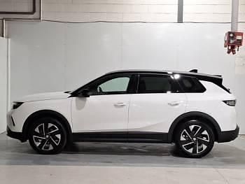 Used Vauxhall Grandland X Ultimate 136 HP (100 kW) 2025 White SUV