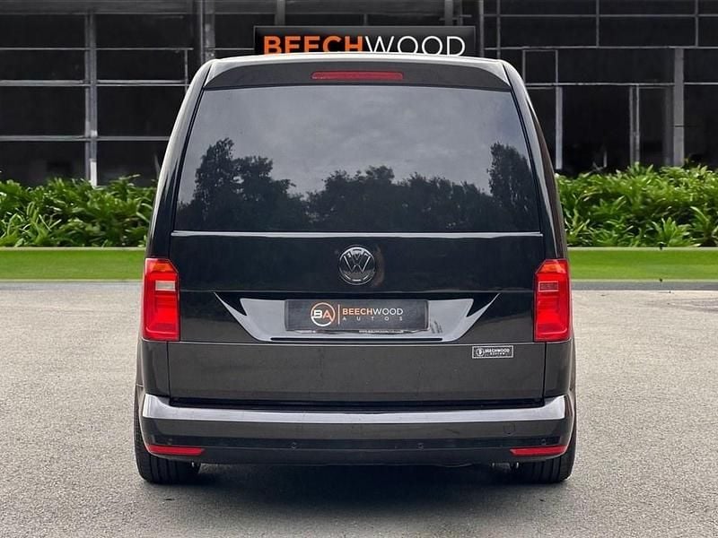 Used VW Caddy Maxi Startline 102 HP (75 kW) 2019 Black MPV