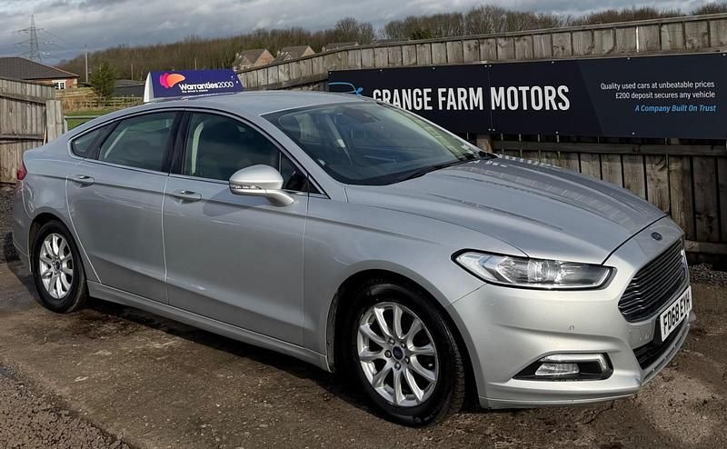 Used Ford Mondeo Zetec 150 HP (110 kW) 2018 Silver Hatchback
