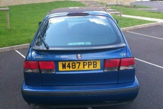 Begagnad Saab 9-3 2000 Halvkombi