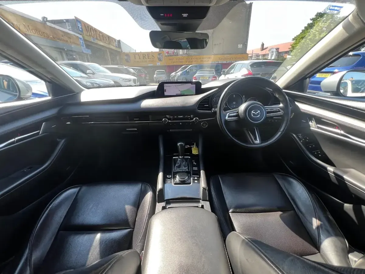 Used Mazda 3 Inclusive 180 HP (132 kW) 2020 Silver Sedan