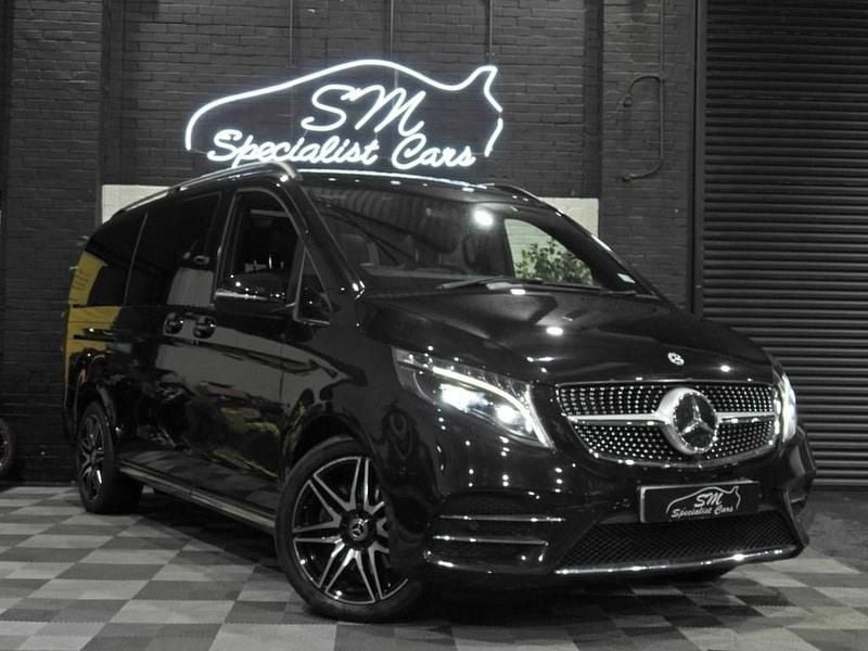 Used Mercedes V300 AMG line 237 HP (174 kW) 2023 Black MPV