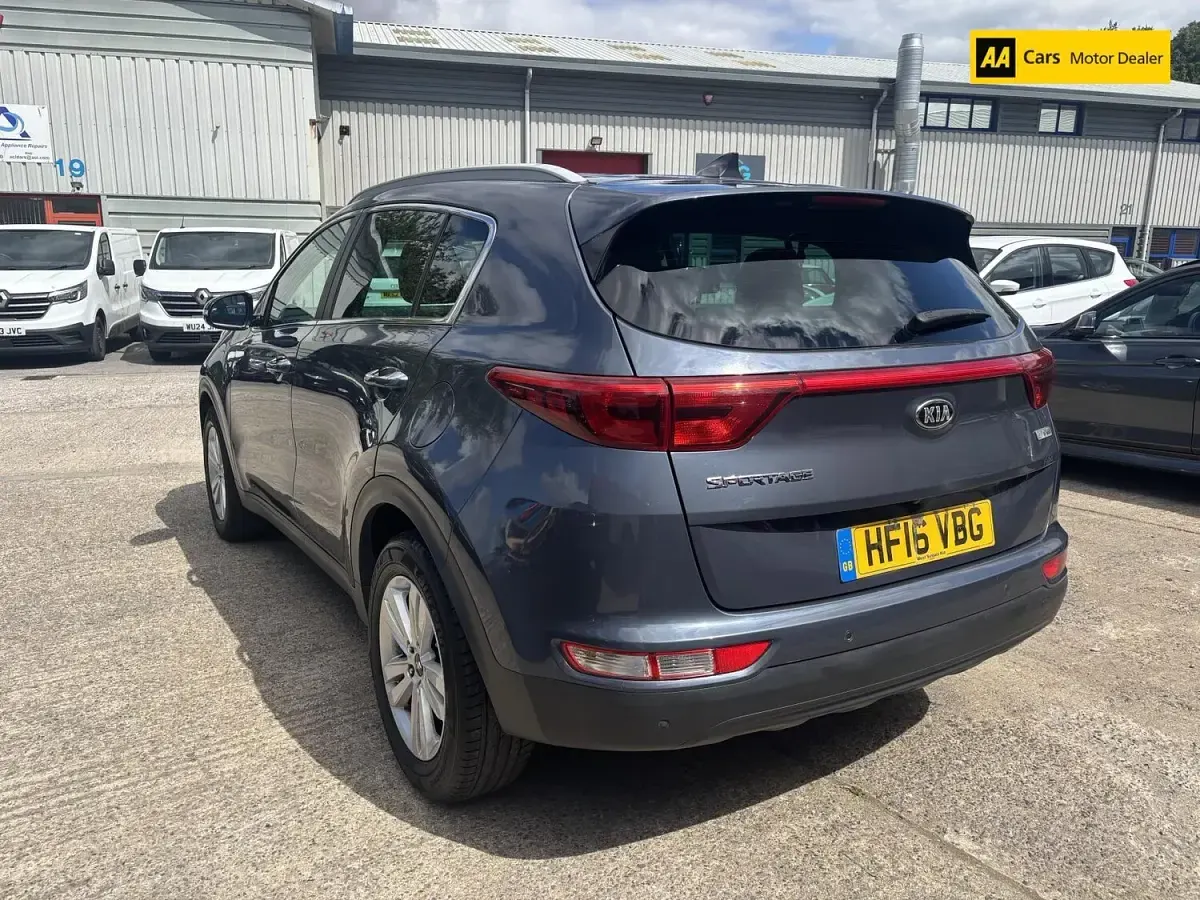 Used Kia Sportage 114 HP (83 kW) 2016 Blue SUV