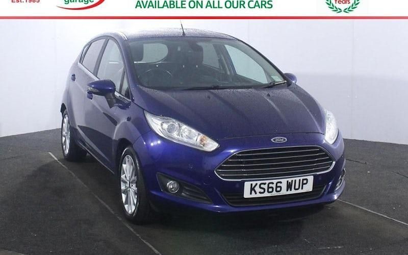 Used Ford Fiesta Titanium X 101 HP (74 kW) 2017 Blue Hatchback