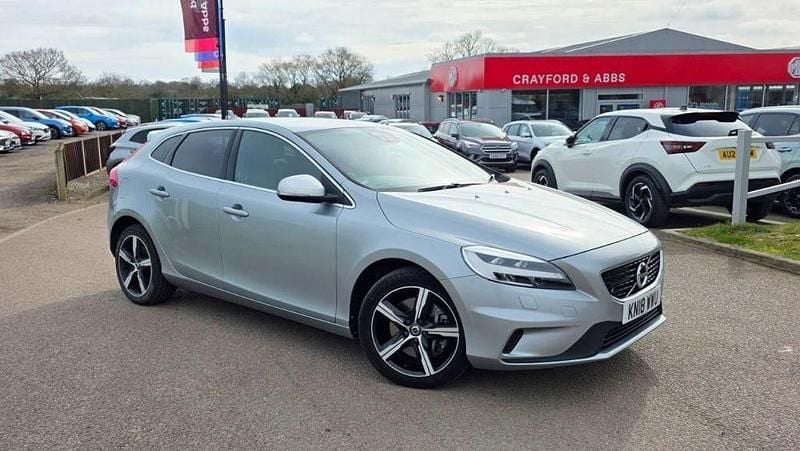 Used Volvo V40 R-Design 152 HP (111 kW) 2018 Silver Hatchback