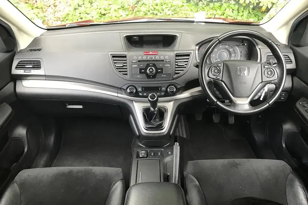 Used Honda CR-V SR 120 HP (88 kW) 2013 Red SUV