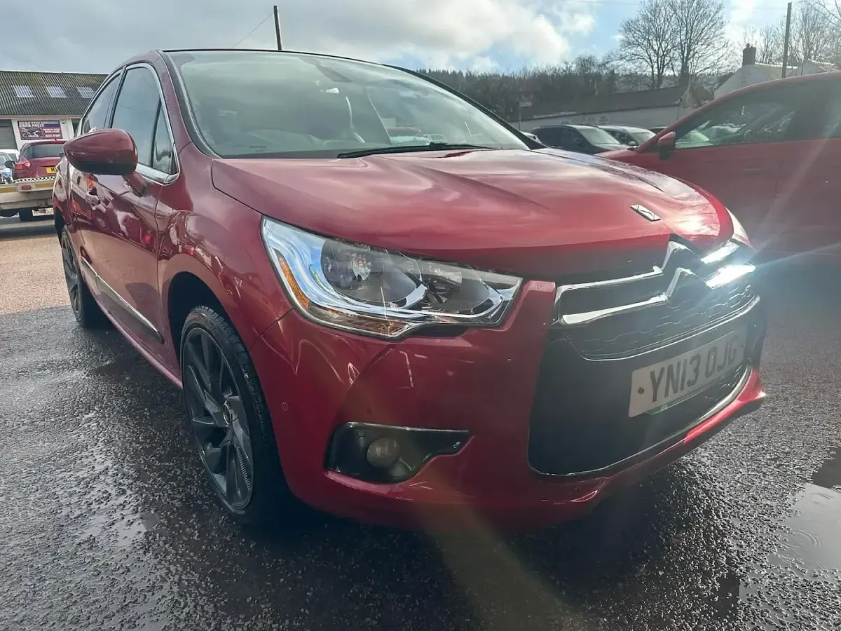 Used Citroën DS4 157 HP (115 kW) 2013 Red Hatchback