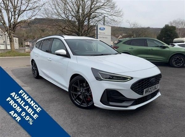 White Used 2023 Ford Focus ST Estate | £23,995 (Good price) - Image 1/1