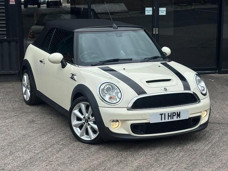 White Used 2014 Mini Cooper S Cabriolet Cabriolet | £8,995 (Super price) - Image 1/4