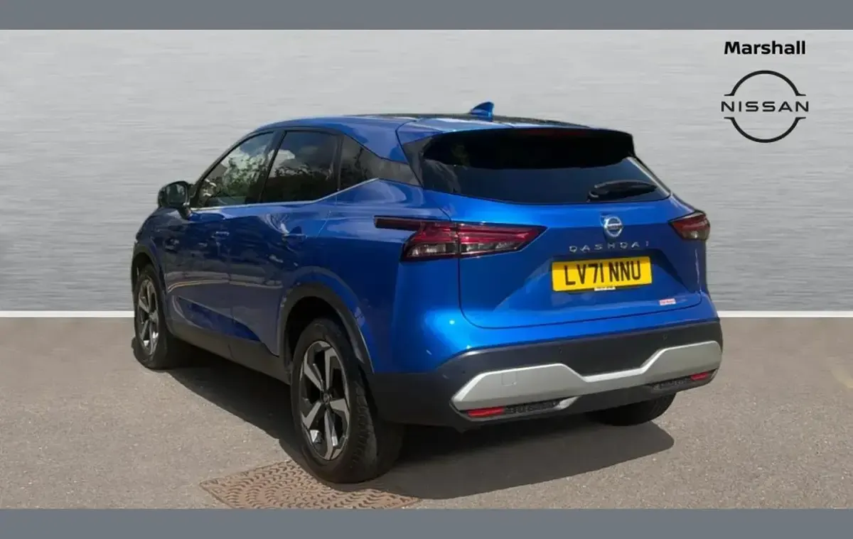 Used Nissan Qashqai N-Connecta 138 HP (101 kW) 2021 Blue SUV