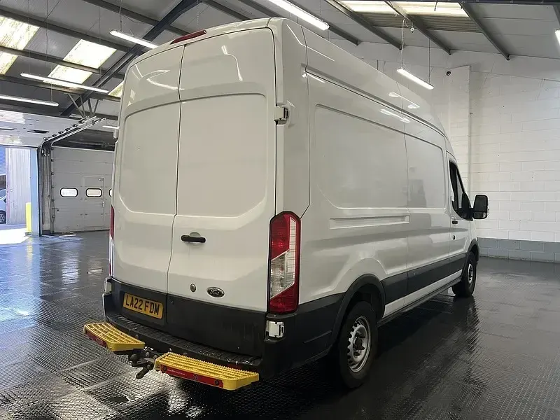 Used Ford Transit 130 HP (95 kW) 2022 White Van