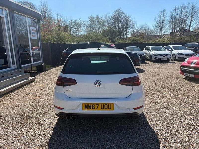 Used VW Golf VII GTD 184 HP (135 kW) 2017 White Hatchback