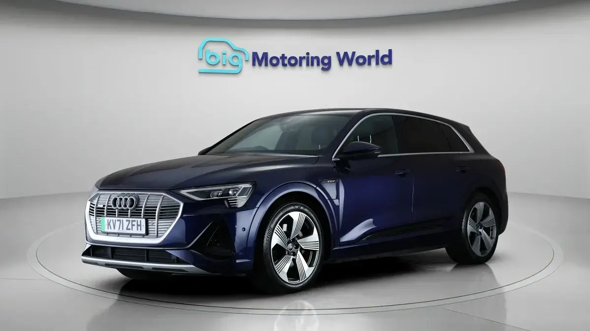 Used Audi e-tron S-Line 230 kW (313 HP) 2021 Blue SUV