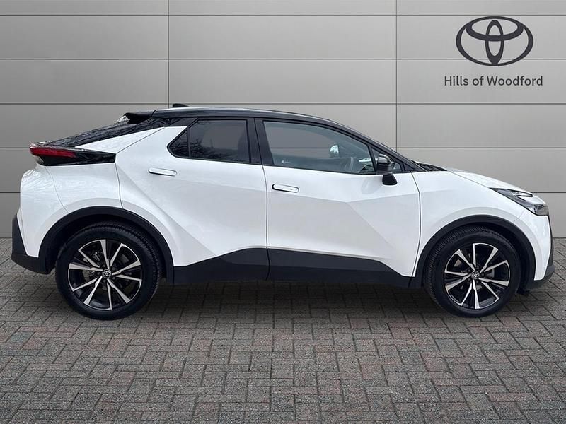 Used Toyota C-HR Design 2025 White SUV