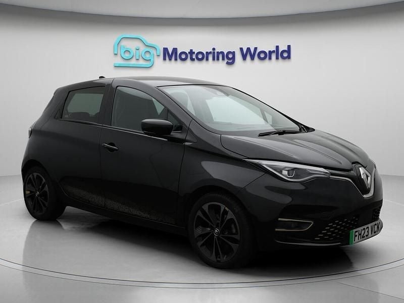 Black Used 2023 Renault Zoe Iconic Hatchback | £11,200 (Fair price) - Image 1/4