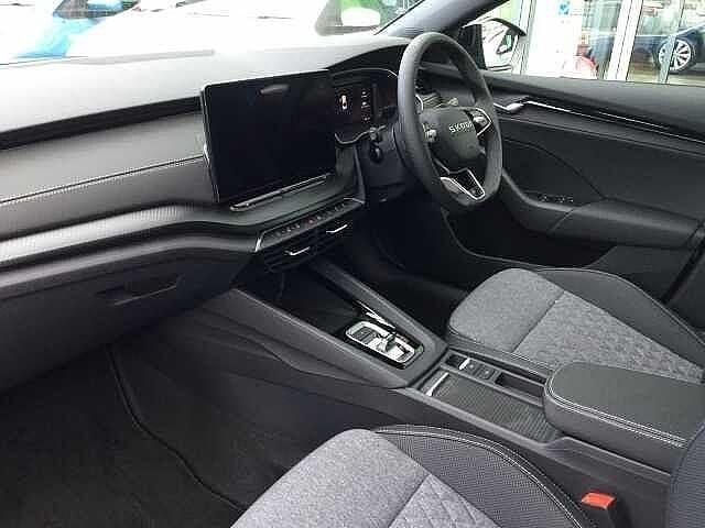 New Skoda Octavia SportLine 110 HP (80 kW) 2025 Race blue metallic Hatchback