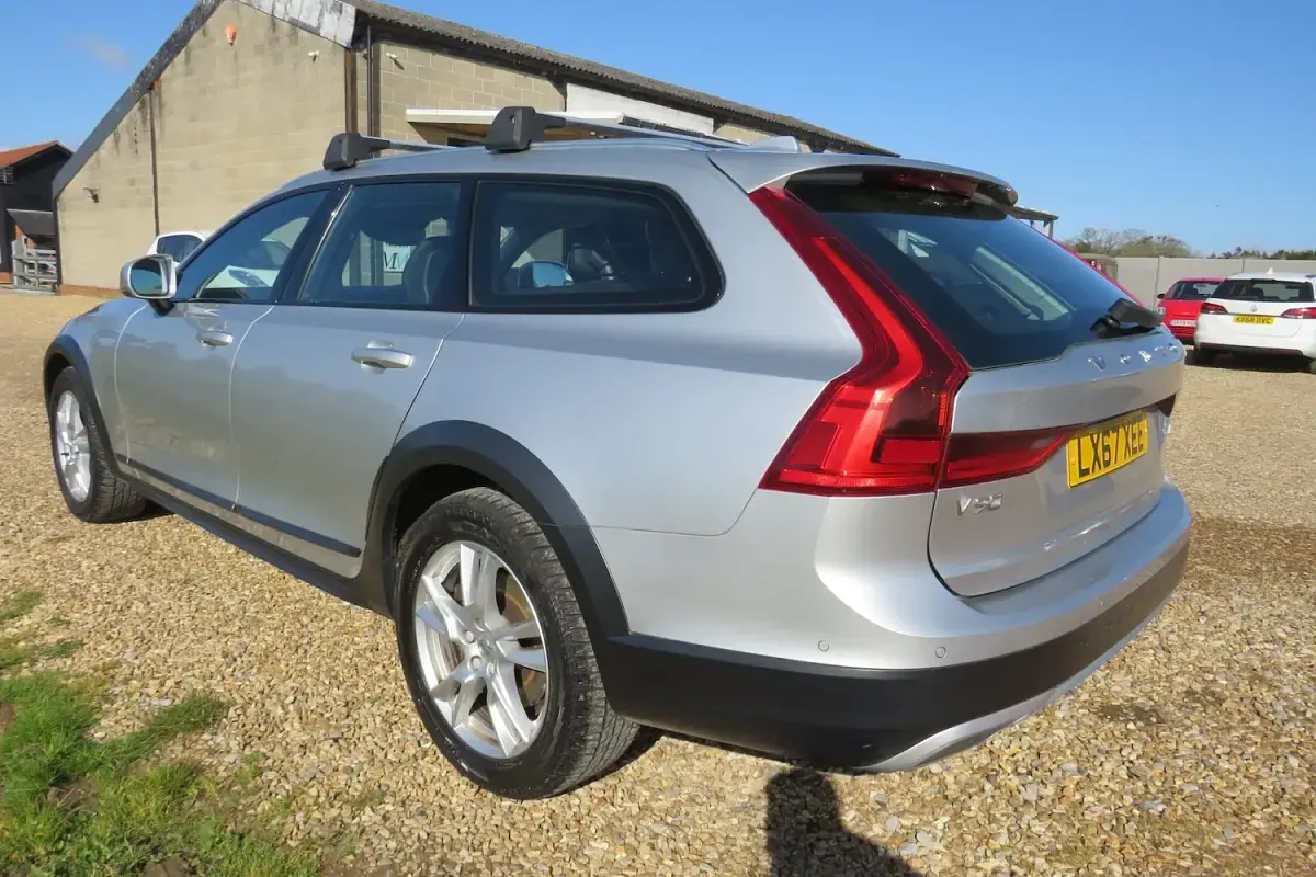 Used Volvo V90 CC 2017 Silver Estate