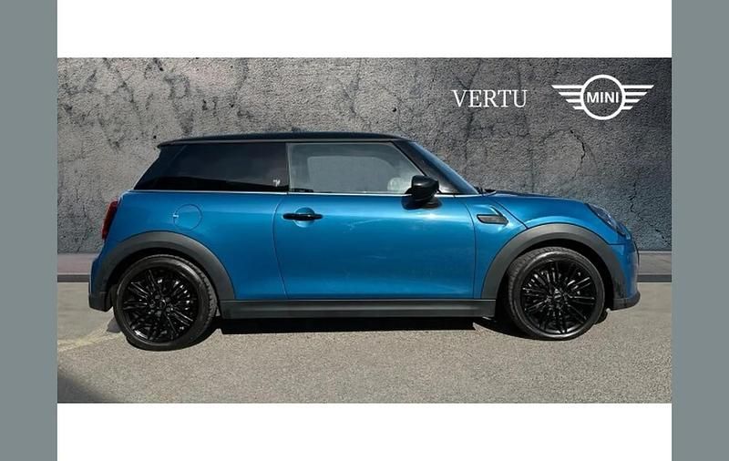 Used Mini Cooper Exclusive 136 HP (100 kW) 2023 Blue Hatchback