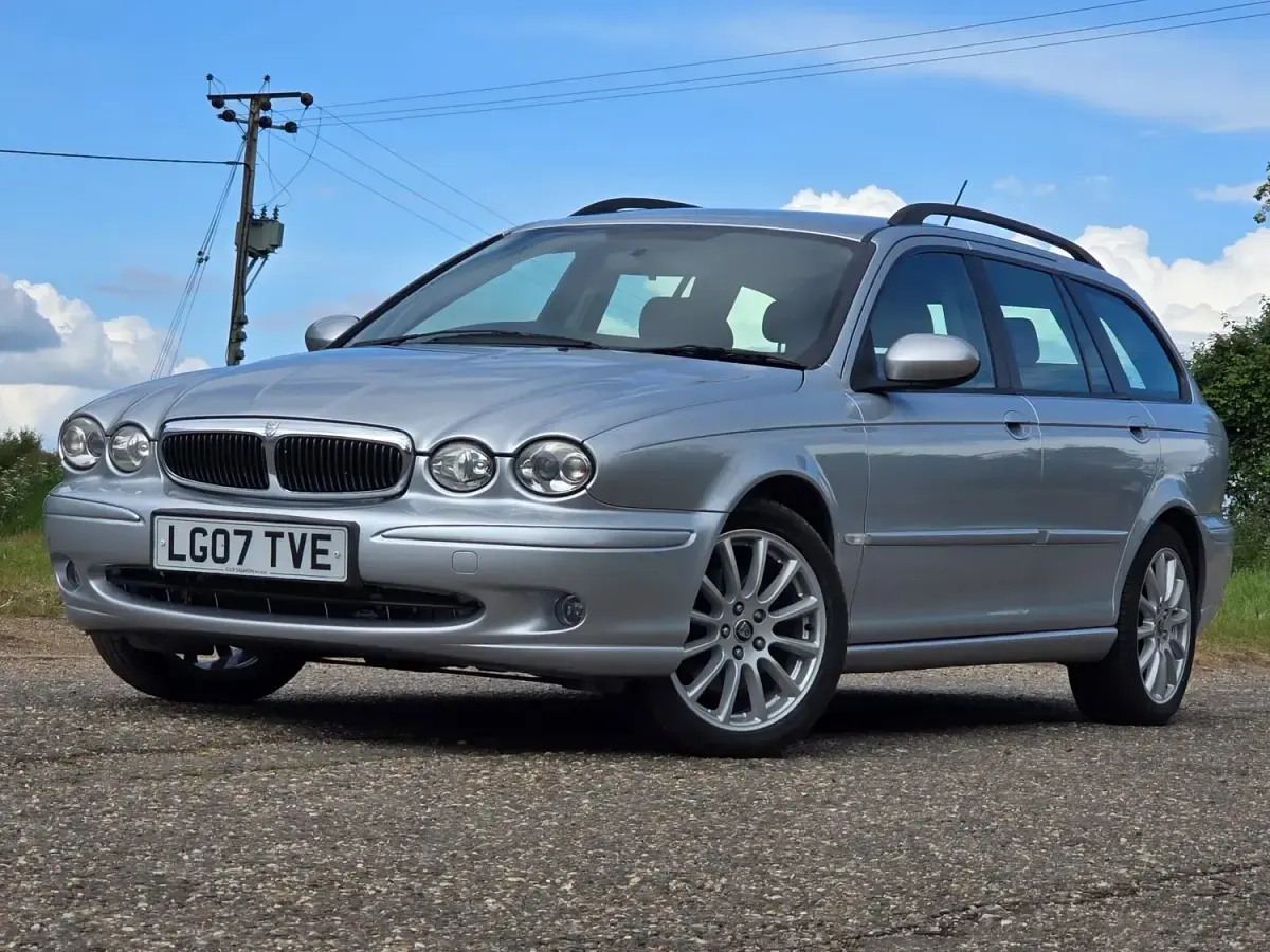 Używany Jaguar X-type Classic 2007 Srebrny Kombi