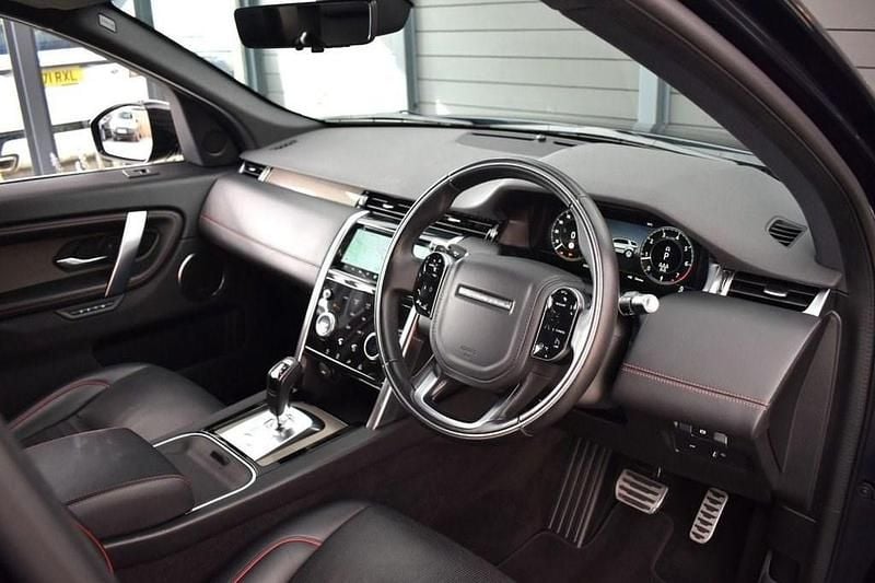 Used Land Rover Discovery Sport HSE Dynamic 250 HP (183 kW) 2019 Blue SUV