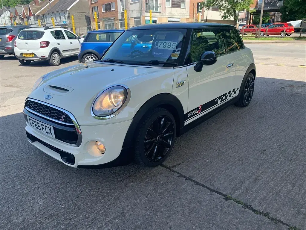 Used Mini Cooper S Hatch 189 HP (139 kW) 2015 White Hatchback