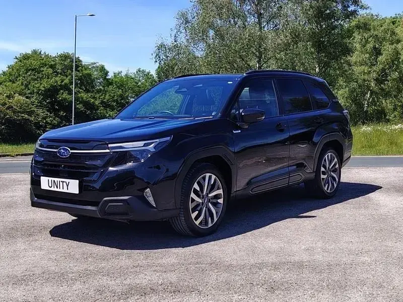 Begagnad Subaru Forester 136 HK (100 kW) 2025 Svart SUV