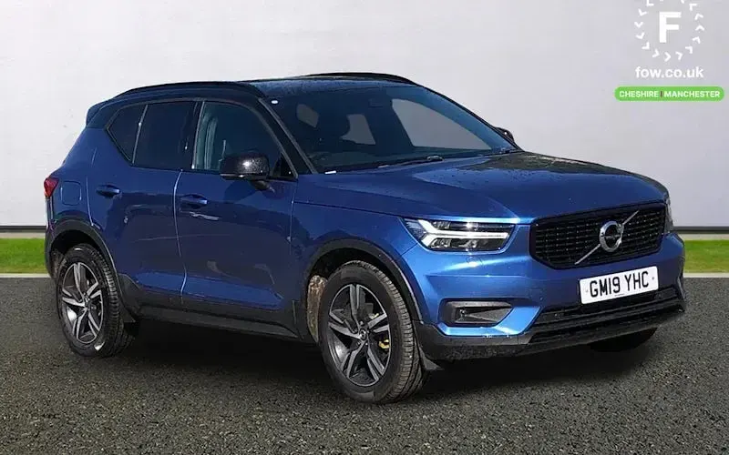 Usado Volvo XC40 Inscription 150 HP (110 kW) 2019 Azul SUV