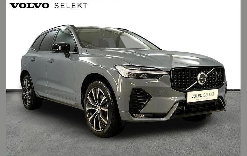 Used Volvo XC60 Plus 194 HP (142 kW) 2023 Grey SUV