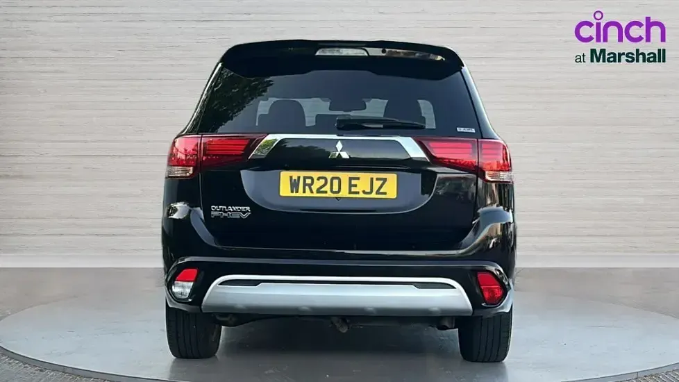 Used Mitsubishi Outlander P-HEV 224 HP (164 kW) 2020 Black SUV