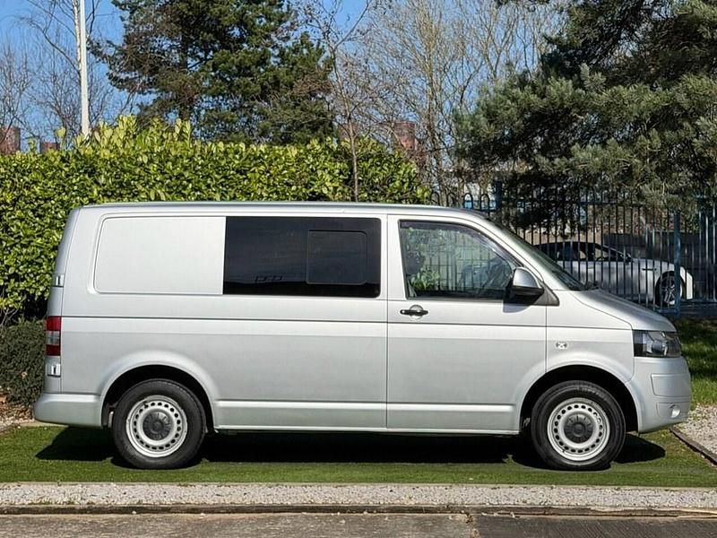 Used VW Transporter 101 HP (74 kW) 2010 Silver Van