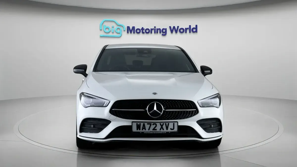 Used Mercedes CLA180 Executive 136 HP (100 kW) 2022 White Sedan