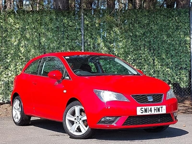Begagnad Seat Ibiza 85 HK (62 kW) 2014 Röd Halvkombi