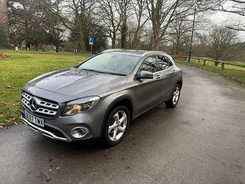 Grey Used 2017 Mercedes 200 Estate | £10,750 (Fair price) - Image 1/4