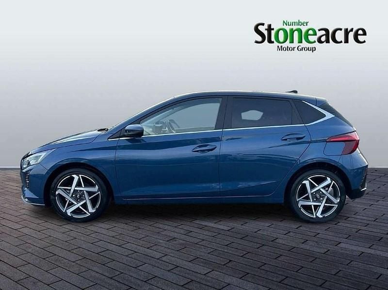 New Hyundai i20 Premium 100 HP (73 kW) 2025 Blue Hatchback