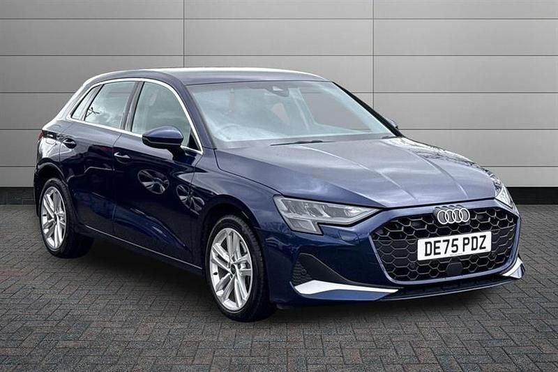 Used Audi A3 e-tron Sport 204 HP (150 kW) 2025 Navarra blue Hatchback