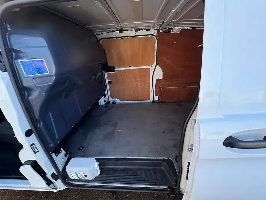 Used Mercedes Vito Progressive 100 HP (73 kW) 2021 White Van