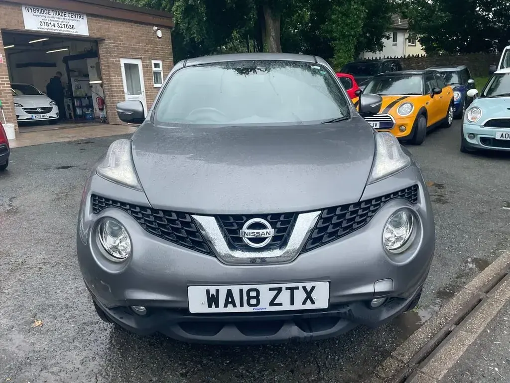 Used Nissan Juke N-Connecta 115 HP (84 kW) 2018 Grey SUV