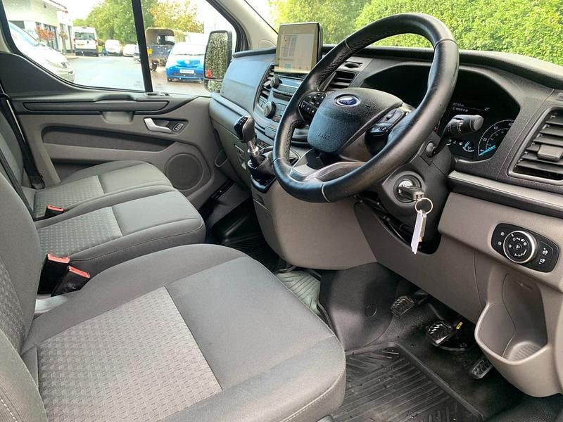 Used Ford Transit Custom Trend 130 HP (95 kW) 2020 Silver Van