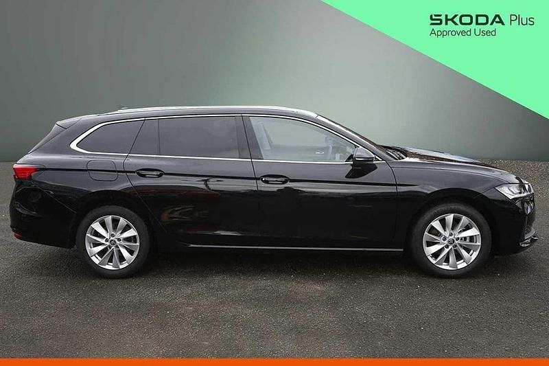 Used Skoda Superb SE Technology 110 HP (80 kW) 2024 Midnight black metallic Estate