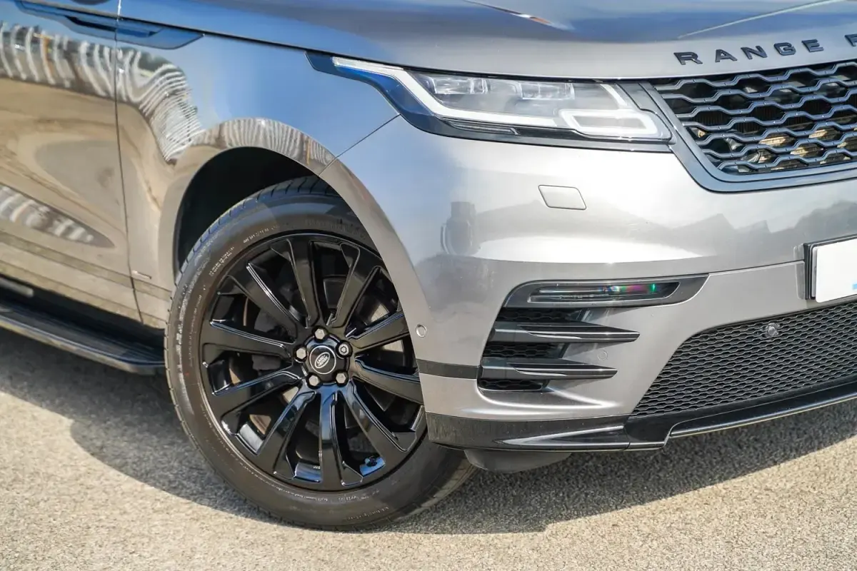 Second-hand Land Rover Range Rover Velar SE Dynamic 2018 Gri SUV
