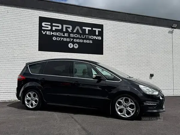 Used Ford S-MAX Titanium X 163 HP (119 kW) 2014 Black MPV
