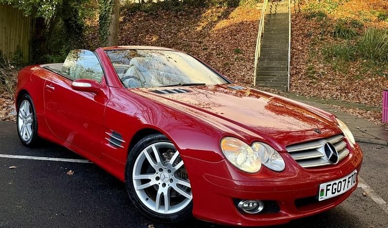 Red Used 2007 Mercedes SL350 Cabriolet | £10,490 (Fair price) - Image 1/4