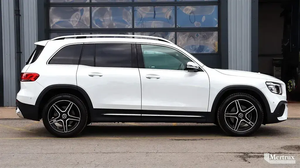 Begagnad Mercedes GLB200 Executive 2023 Vit SUV