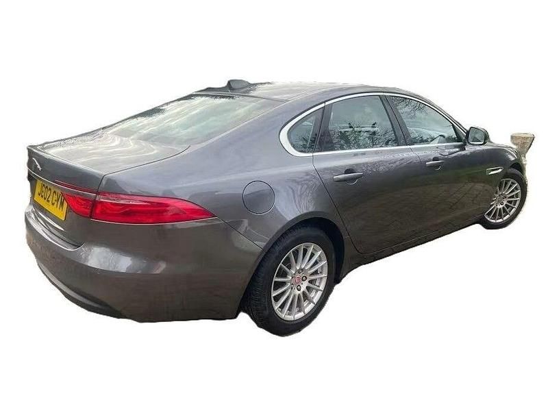 Used Jaguar XF Prestige 163 HP (119 kW) 2016 Grey Sedan