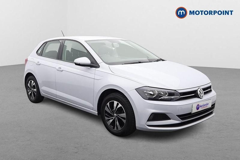 Used VW Polo SE 95 HP (69 kW) 2019 Silver Hatchback