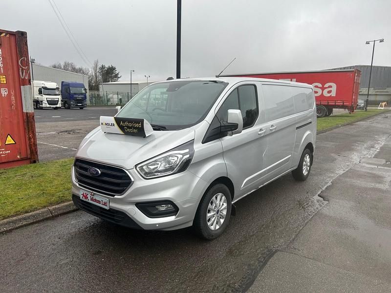 Used Ford Transit Custom Limited 130 HP (95 kW) 2022 Silver Van