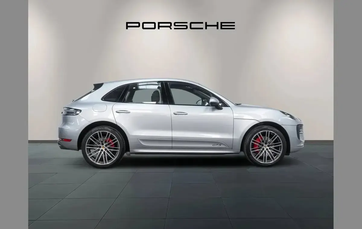 Used Porsche Macan 374 HP (275 kW) 2021 Silver SUV